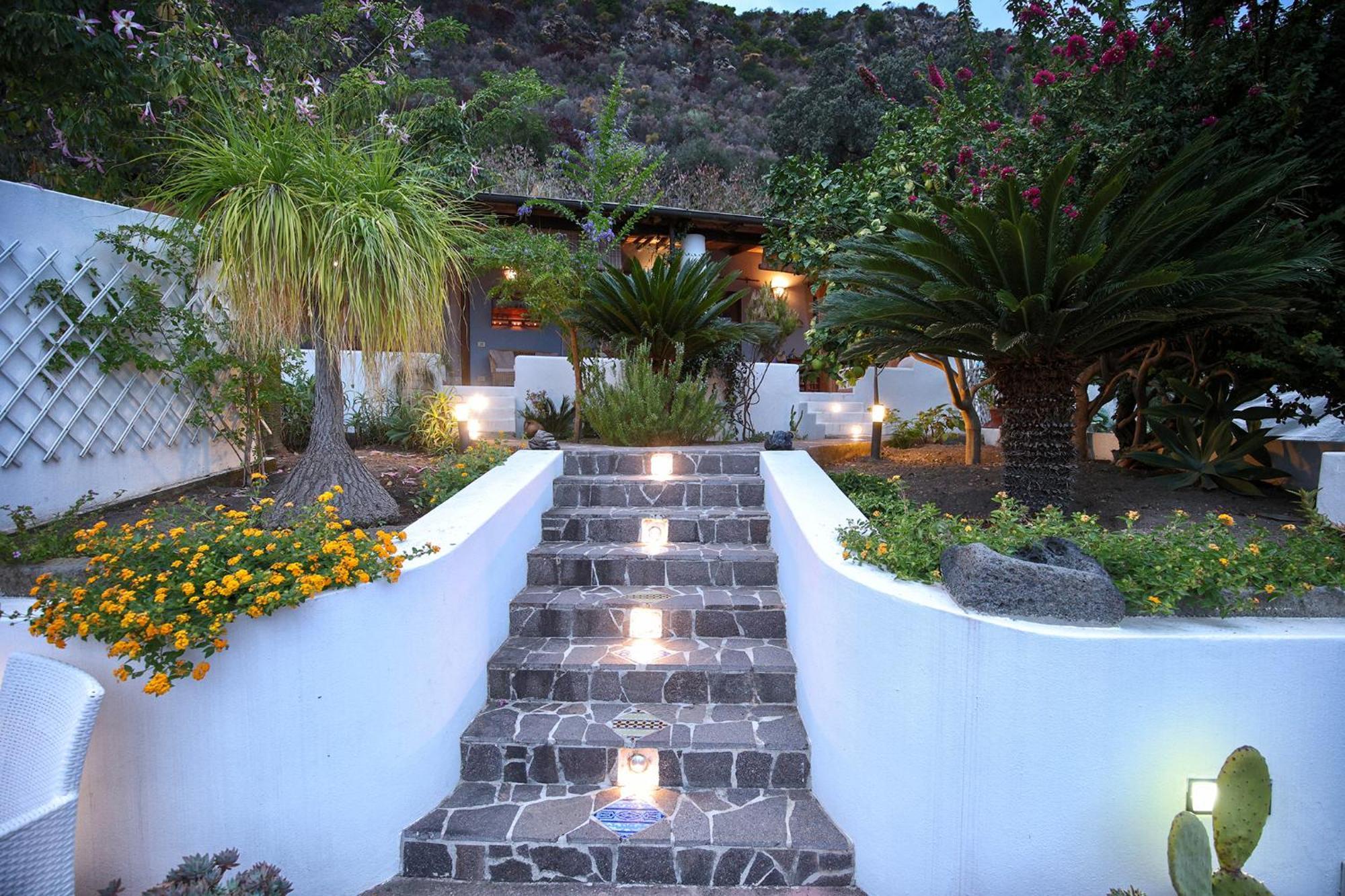 Villa Agrumeto Lipari  Exteriör bild